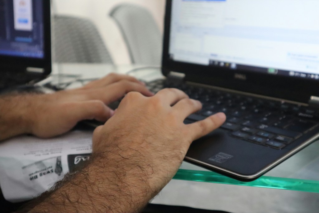 Real estate investor uses online automation tools to manage followups for a mail campaign. 